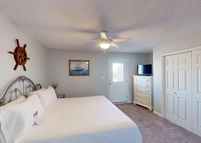 Little Lagoon Access Fishing Pier Sleeps 8 Apartment Gulf Shores